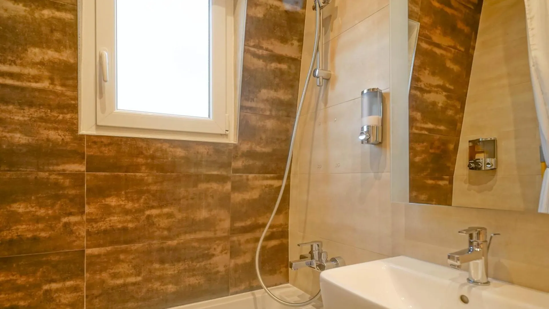 דירה פריז Eiffel Tower & Invalides - Cosy Quiet Appartement