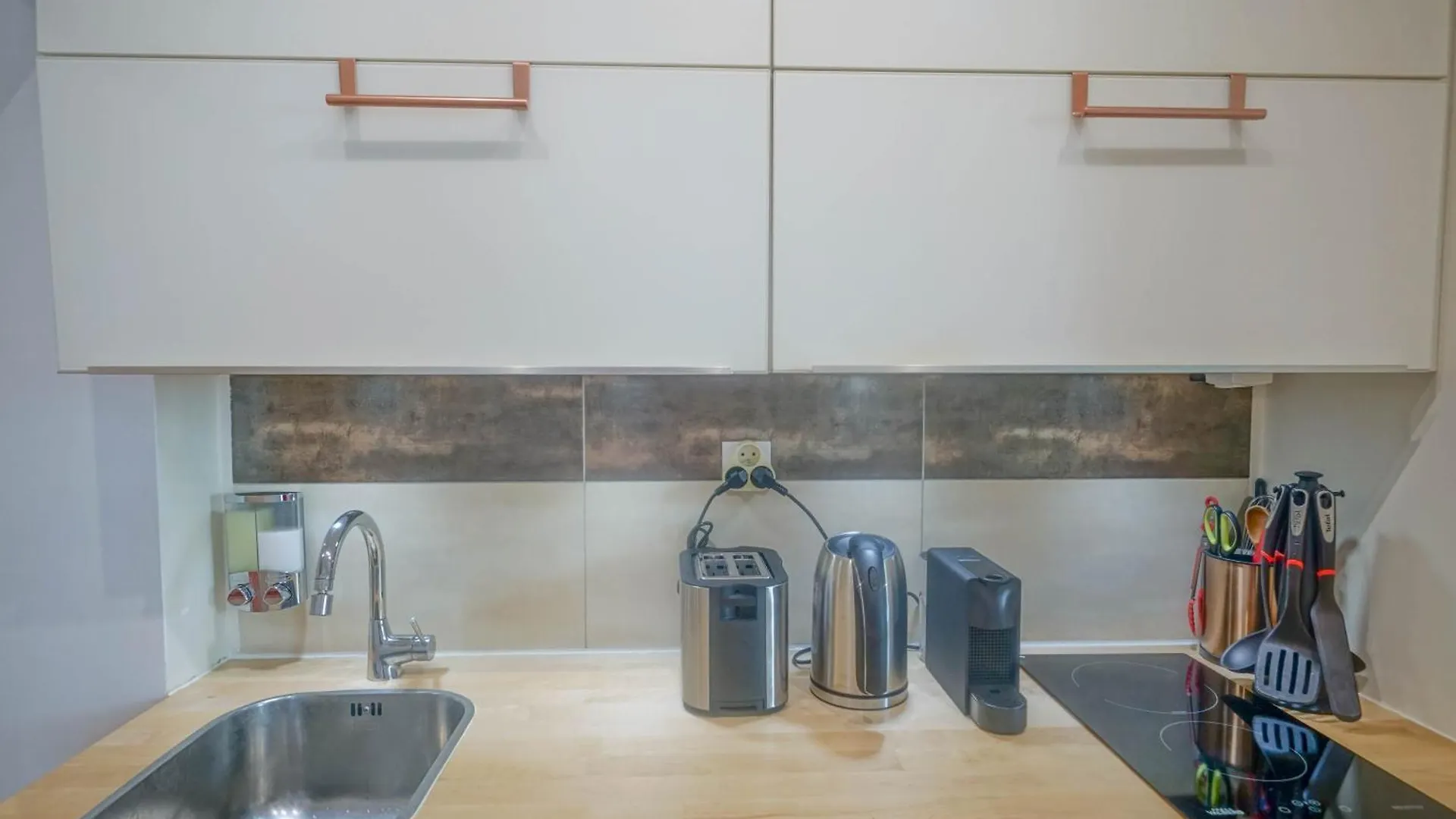 Apartment Eiffel Tower & Invalides - Cosy Quiet Appartement Paris